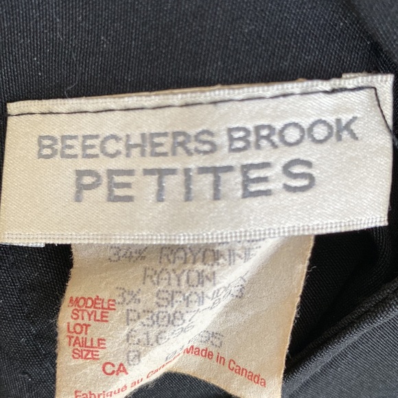 Black above knee skirt with front left leg slit and loops for skinny belt - Picture 6 of 6